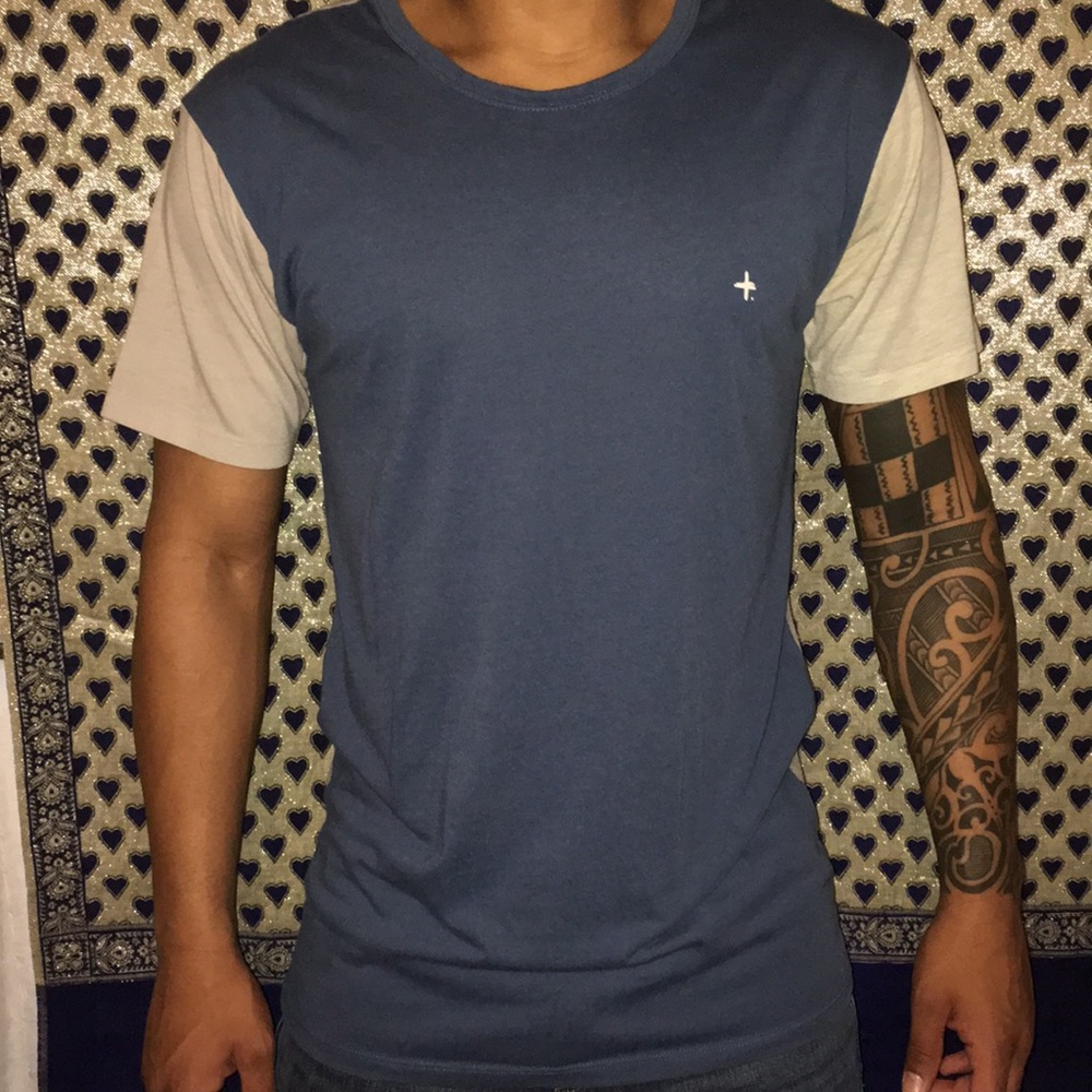 Men’s long tail t-shirt
